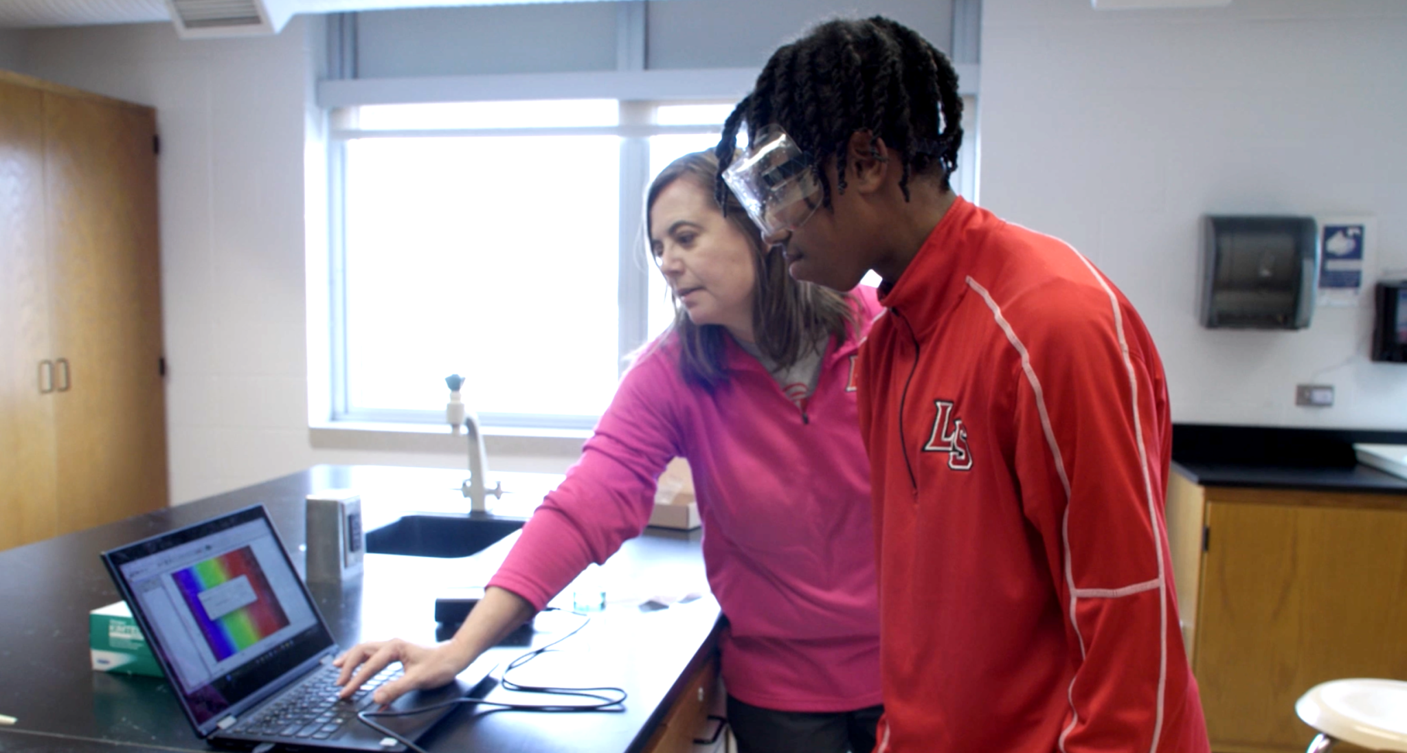 Mrs Paxton_Chemistry Academics
